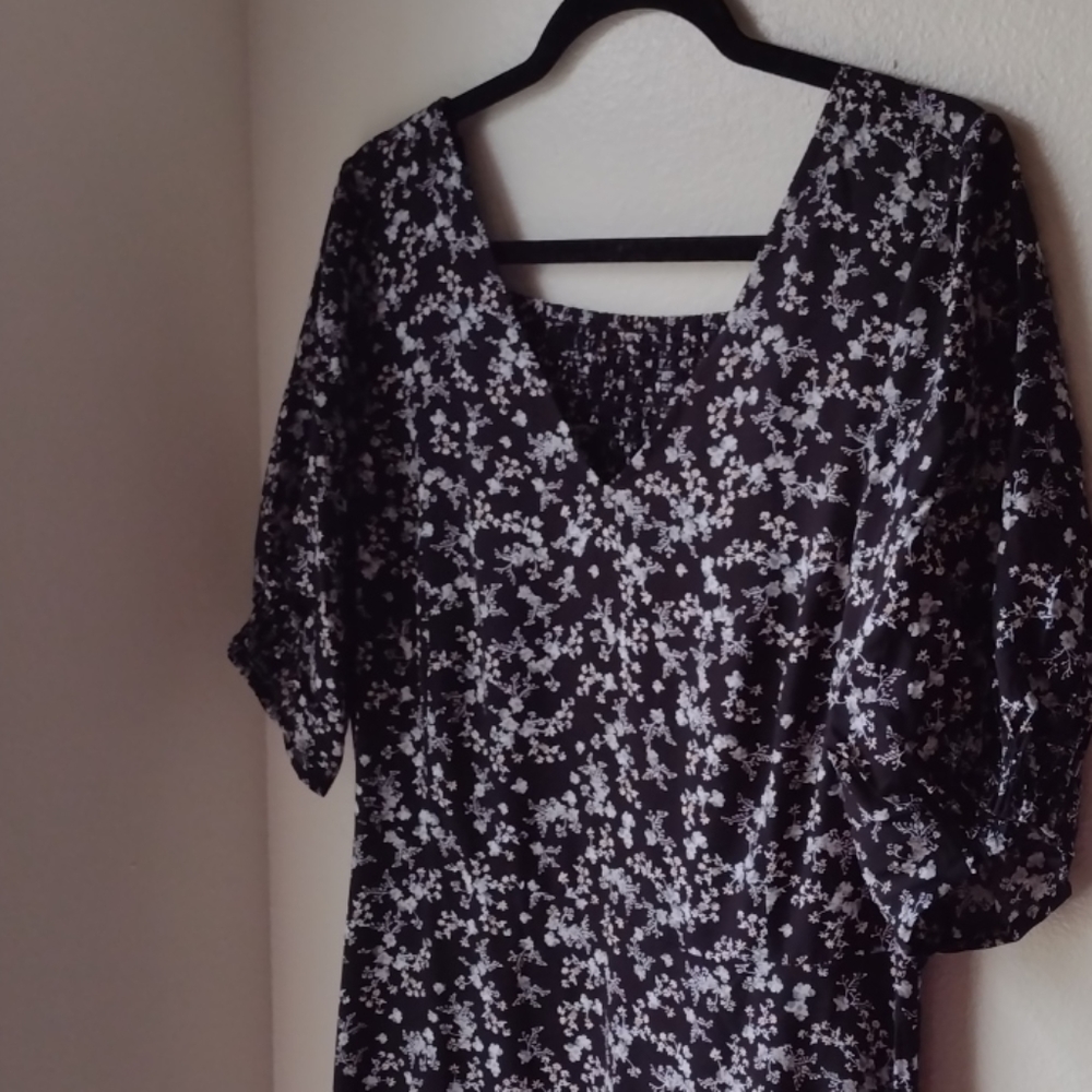 OLD NAVY | floral print midi dress